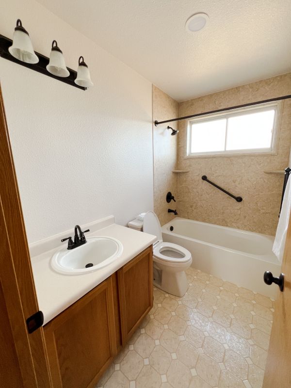 Bathroom Cabinets Remodeling
