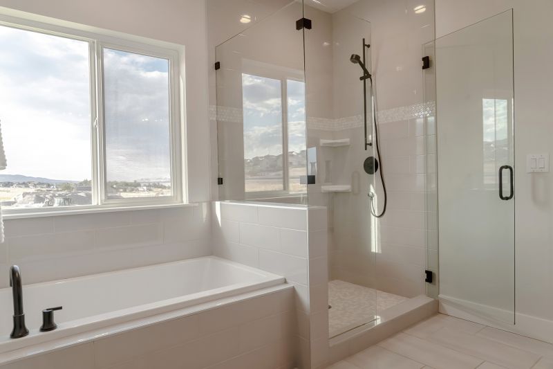 Glass Enclosed Tub